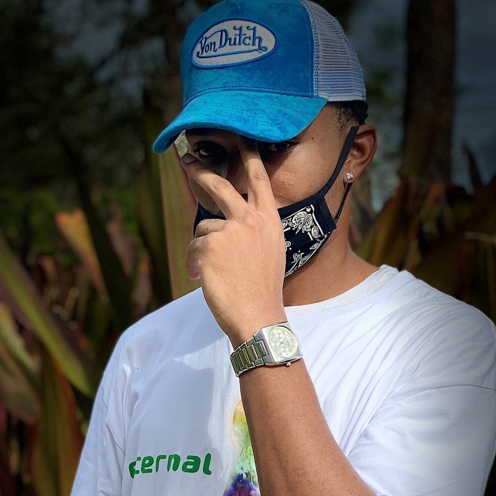 Meet your Posher, Julius